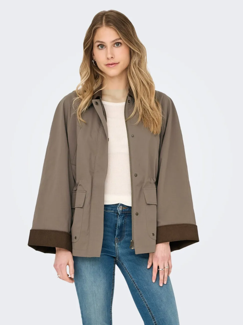 ONLEJA Veste