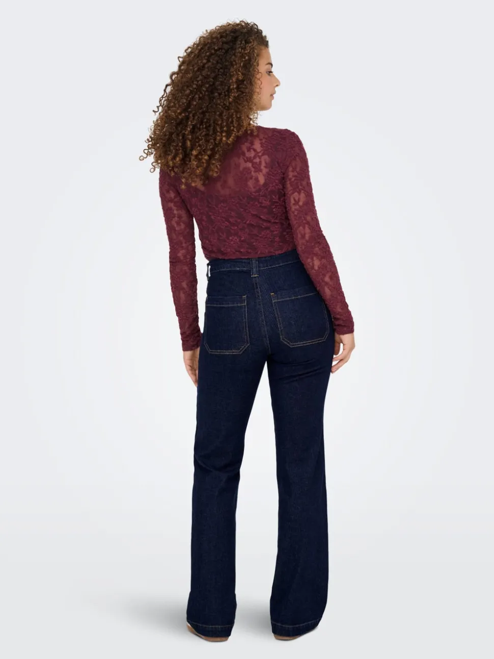 ONLEMILY Taille haute Flared Fit Jeans