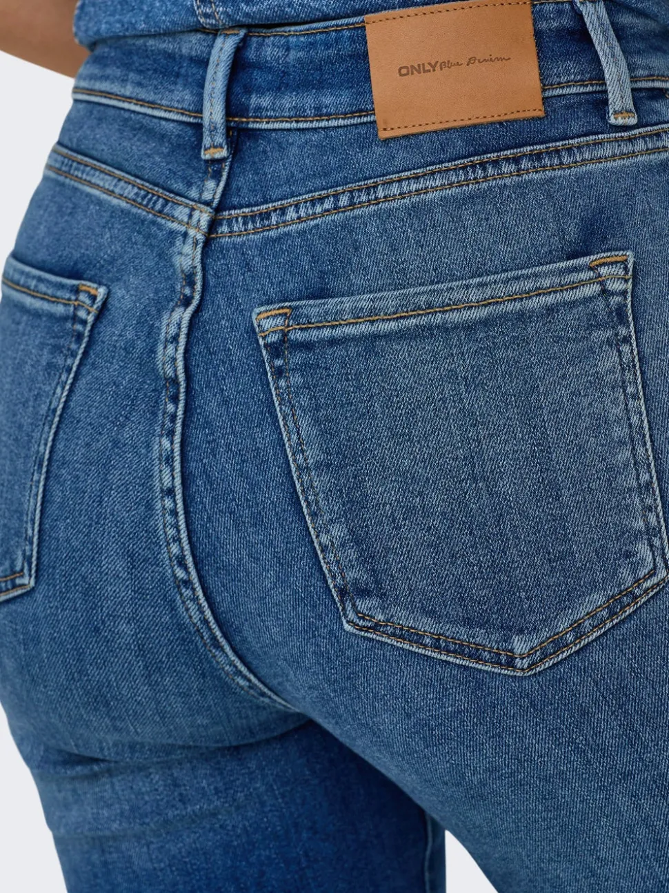ONLEMILY Taille haute Straight Fit Longueur cheville Jeans