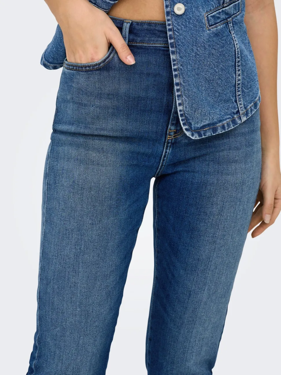 ONLEMILY Taille haute Straight Fit Longueur cheville Jeans