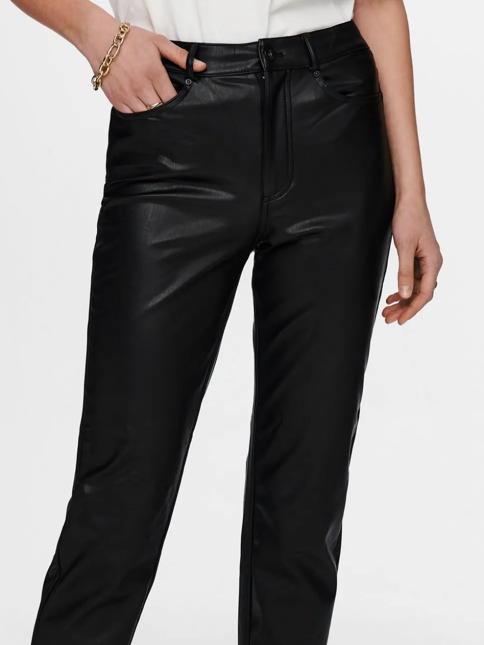 ONLEMILY Regular Fit Pantalon en cuir synthétique