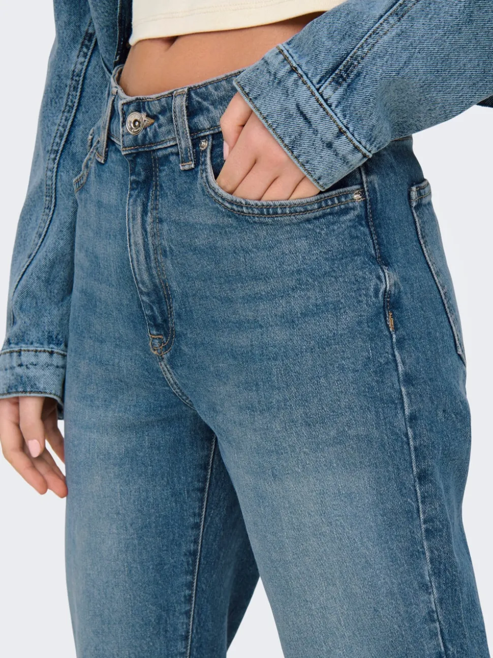 ONLEMILY Taille haute Straight Fit Longueur cheville Jeans