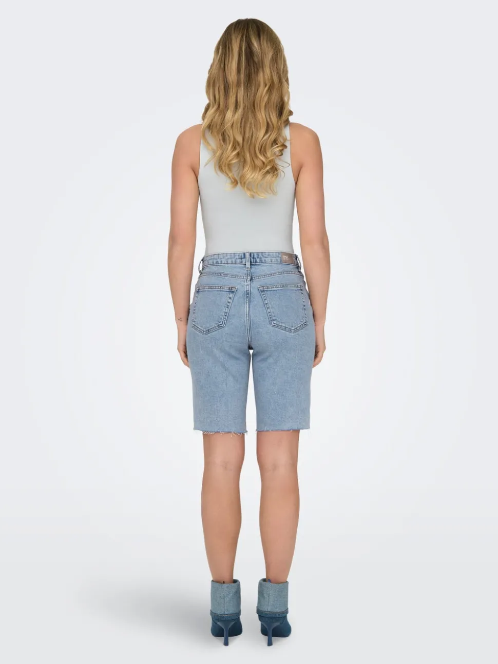 ONLEMILY Taille haute Straight Fit Short en denim