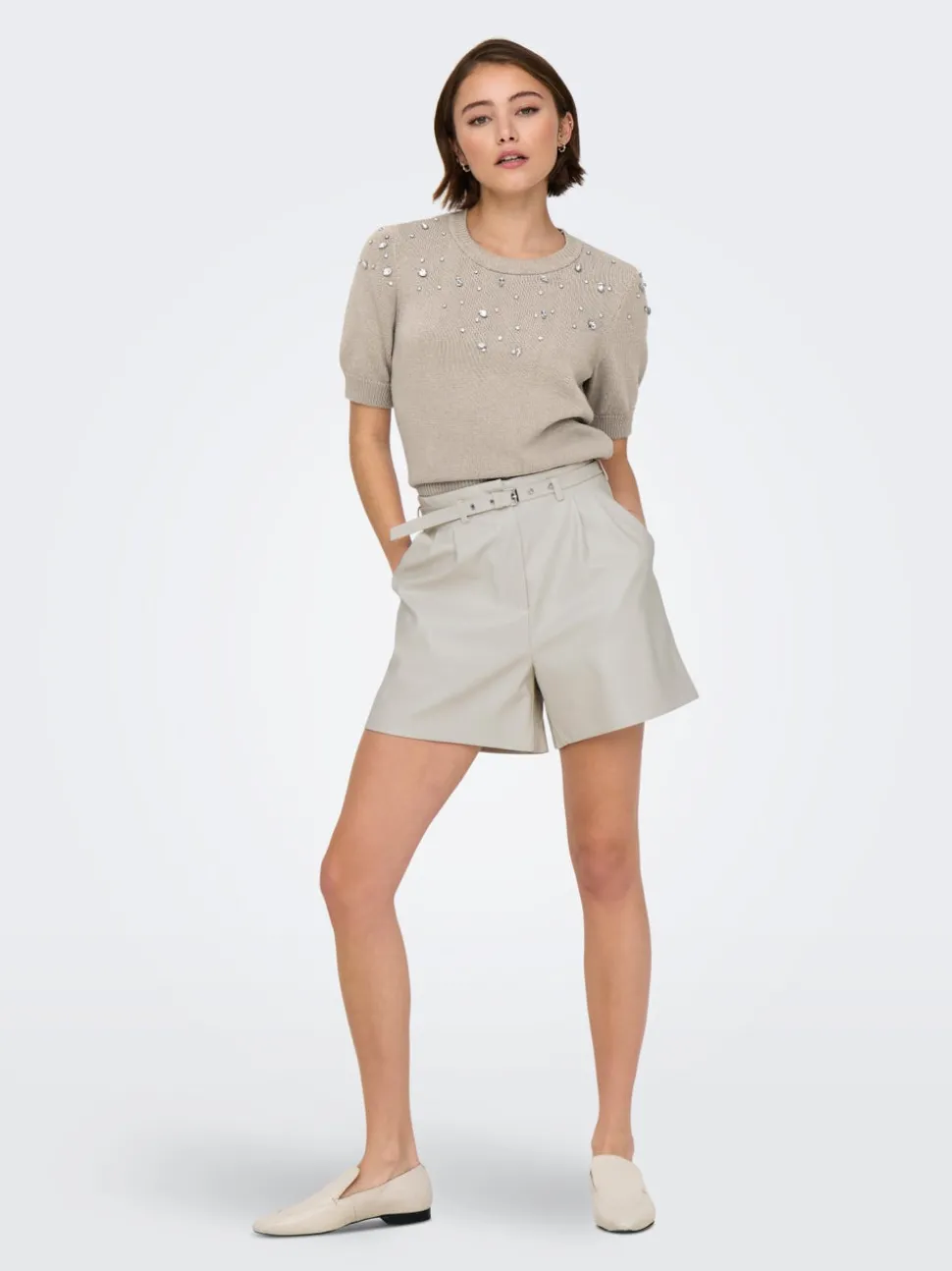 ONLHEIDI Taille moyenne Regular Fit Short en cuir synthétique