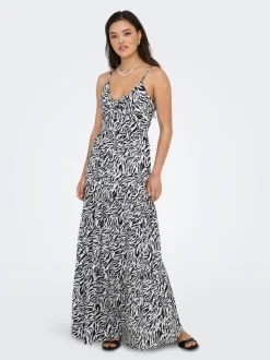 ONLJENNIE Robe longue