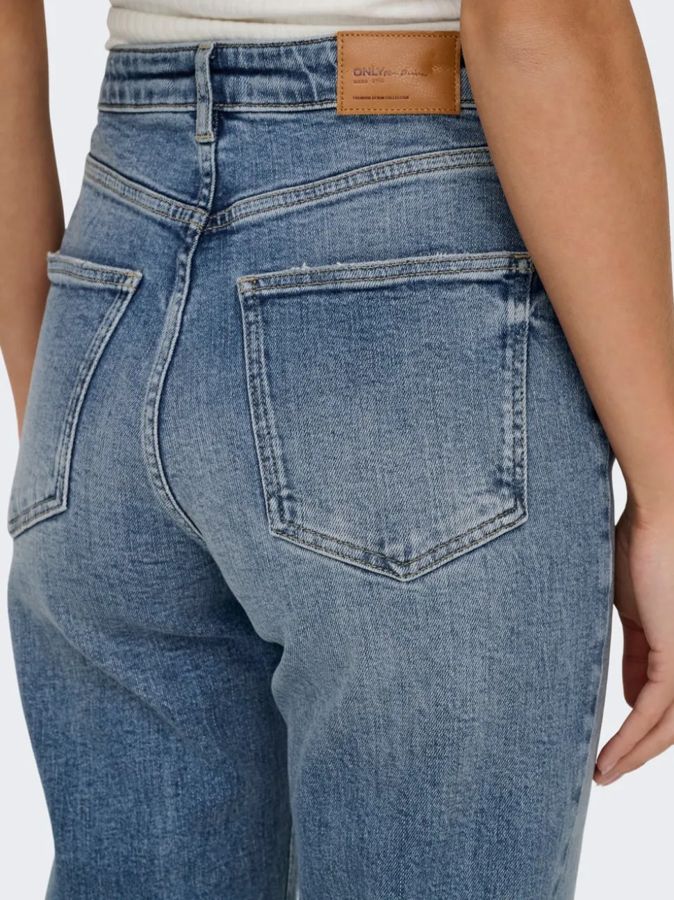 ONLJUICY Taille haute Flared Fit Jeans