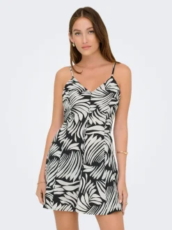 ONLKASINA Robe courte