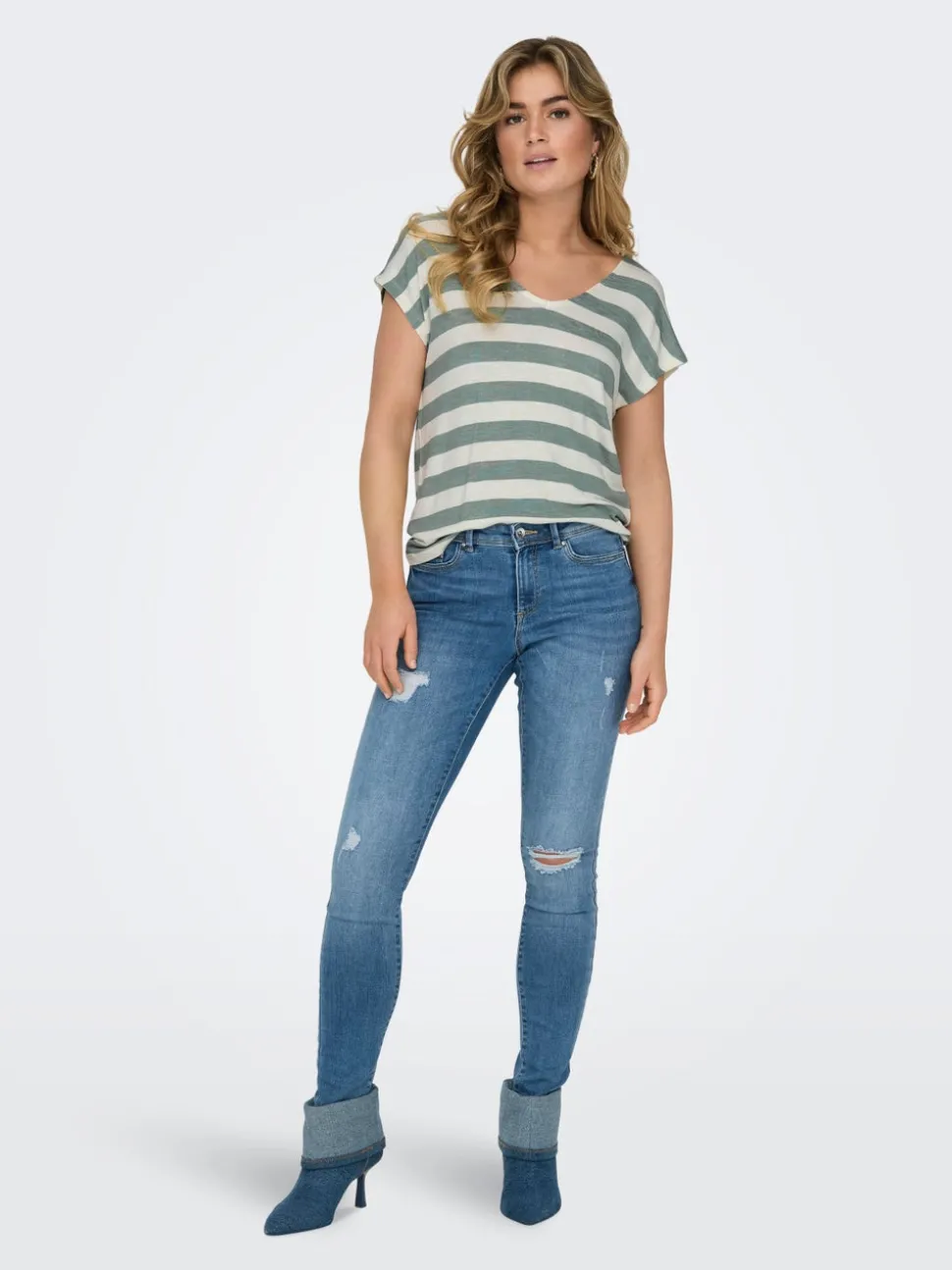 ONLLIRA Top