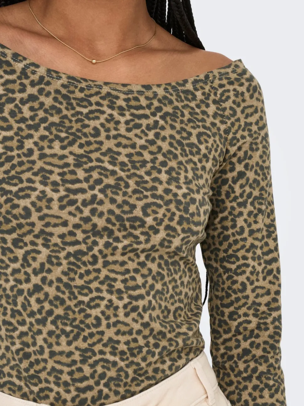 ONLLIVELOVE Top