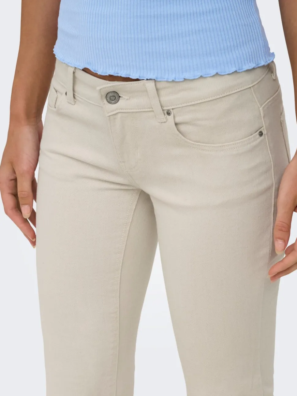 ONLLOLA Taille basse Flared Fit Jeans