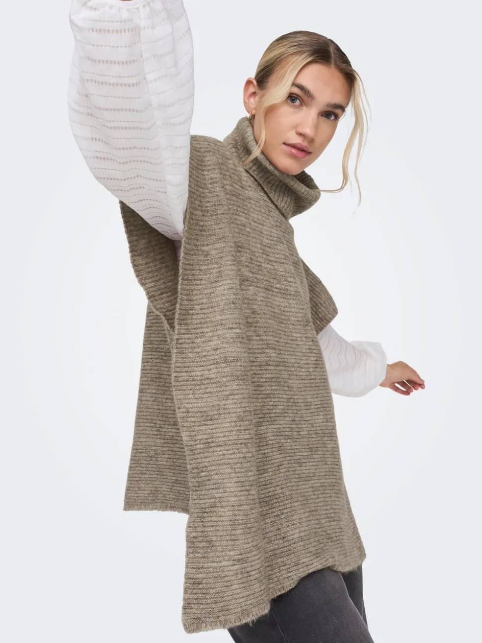 ONLLOVISA Ponchos