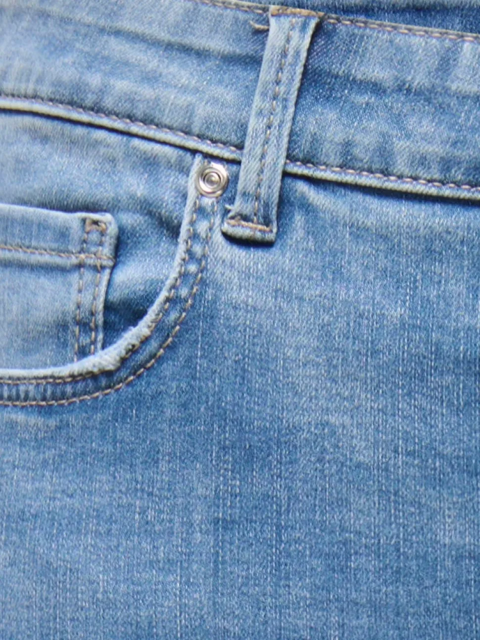 ONLLUSH Taille extra basse Retro Flared Fit Jeans