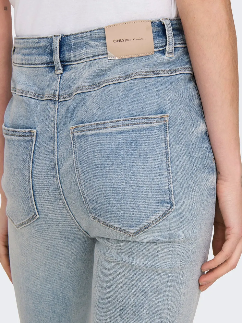ONLMILA Taille haute Flared Fit Jeans