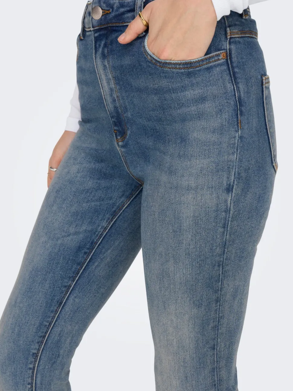 ONLMILA Taille haute Flared Fit Jeans