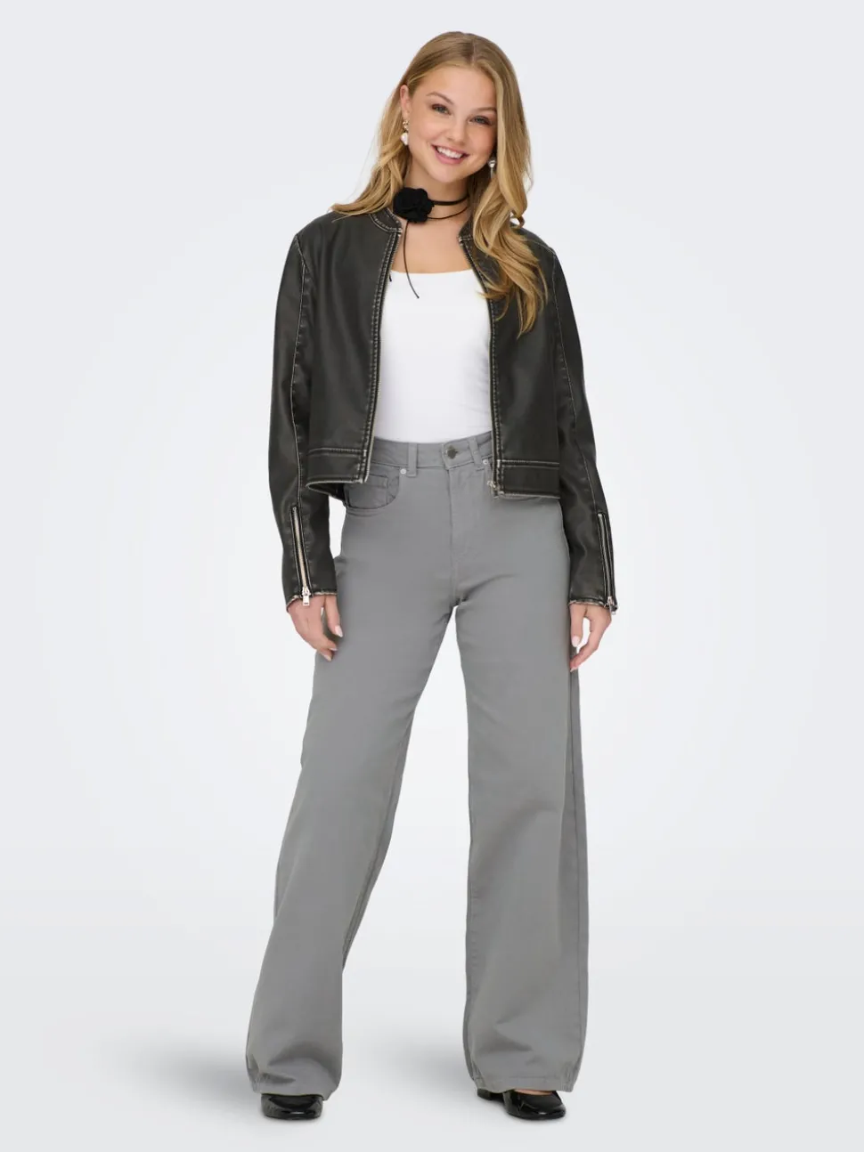 ONLMINDY Veste en cuir synthétique
