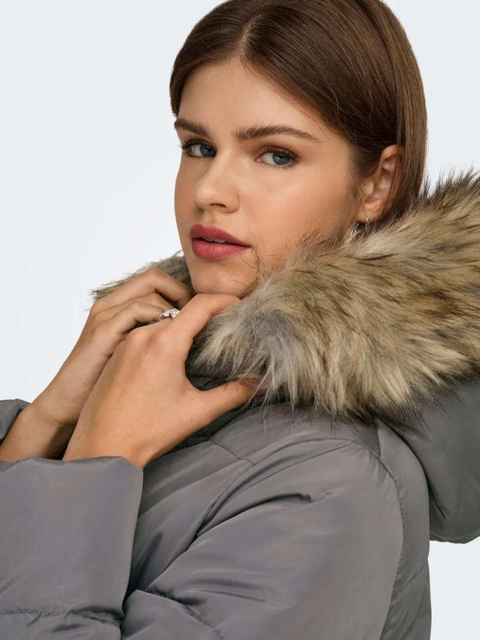ONLNEWRHODA Veste