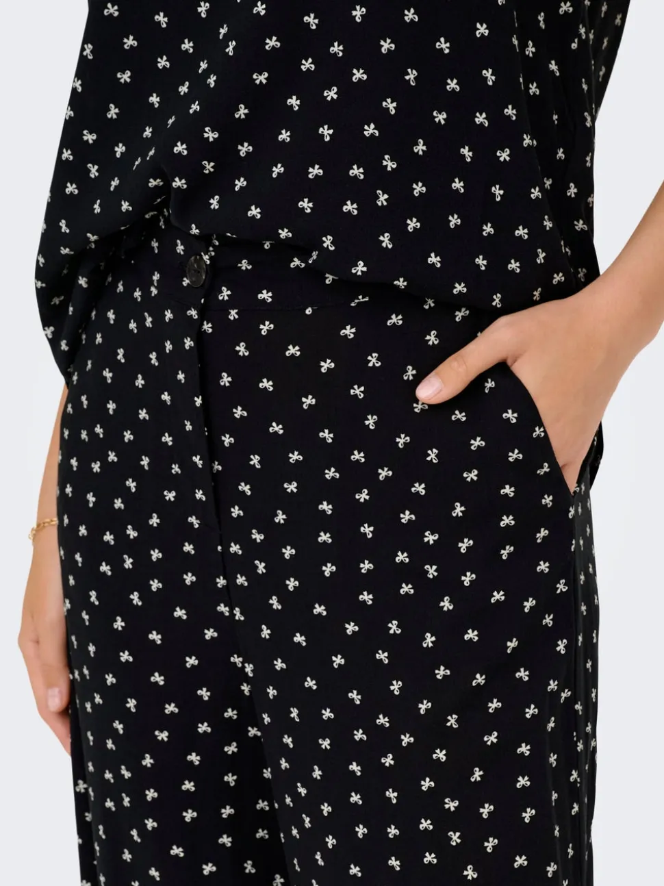 ONLNOVA Regular Fit Pantalon