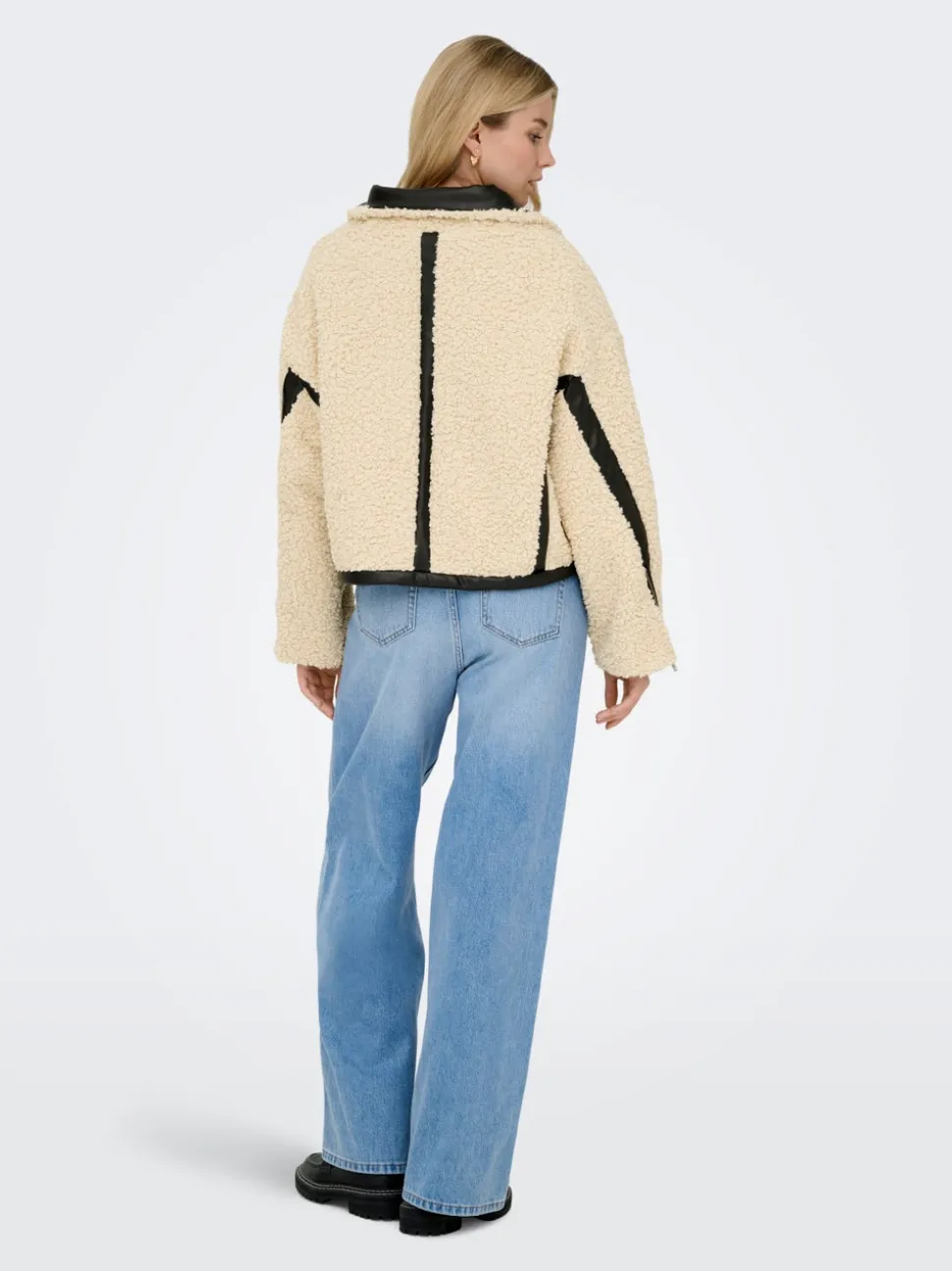 ONLPATTI Veste
