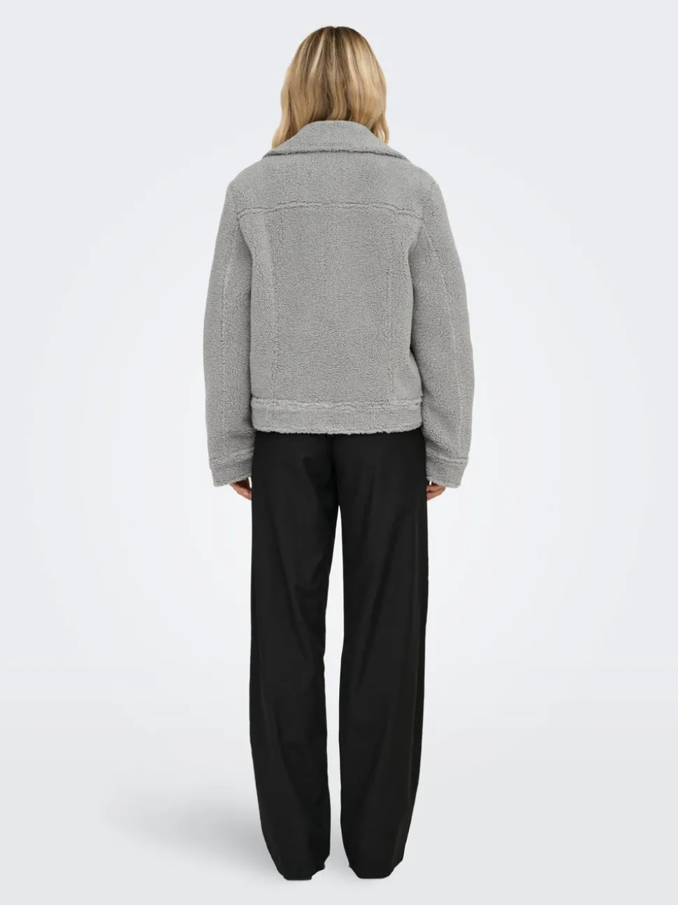 ONLRIO Veste