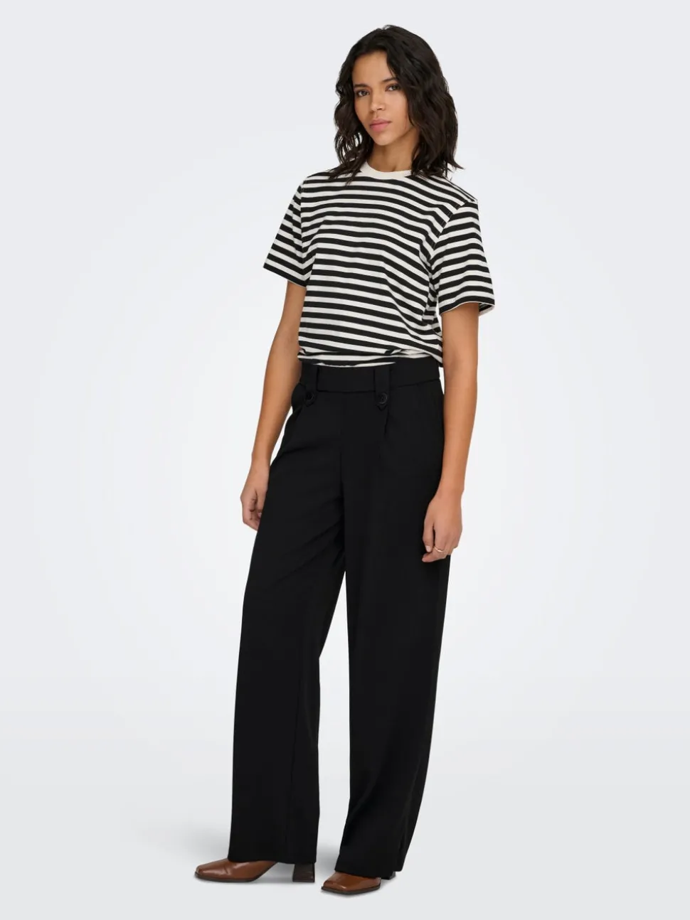 ONLSANIA Regular Fit Pantalon à jambe large