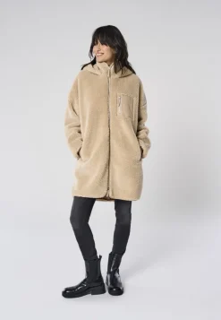 ONLSASCHA Manteau en peluche