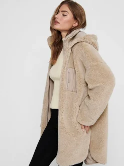 ONLSASCHA Manteau en peluche