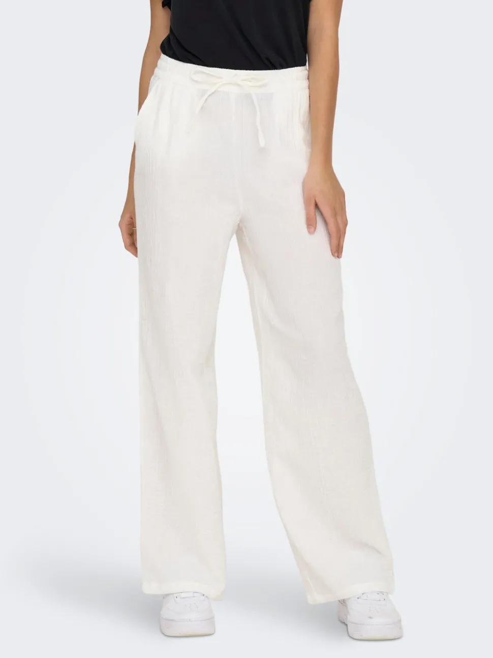 ONLTHYRA Comfort Fit Pantalon à jambe large