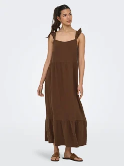 ONLTHYRA Robe longue