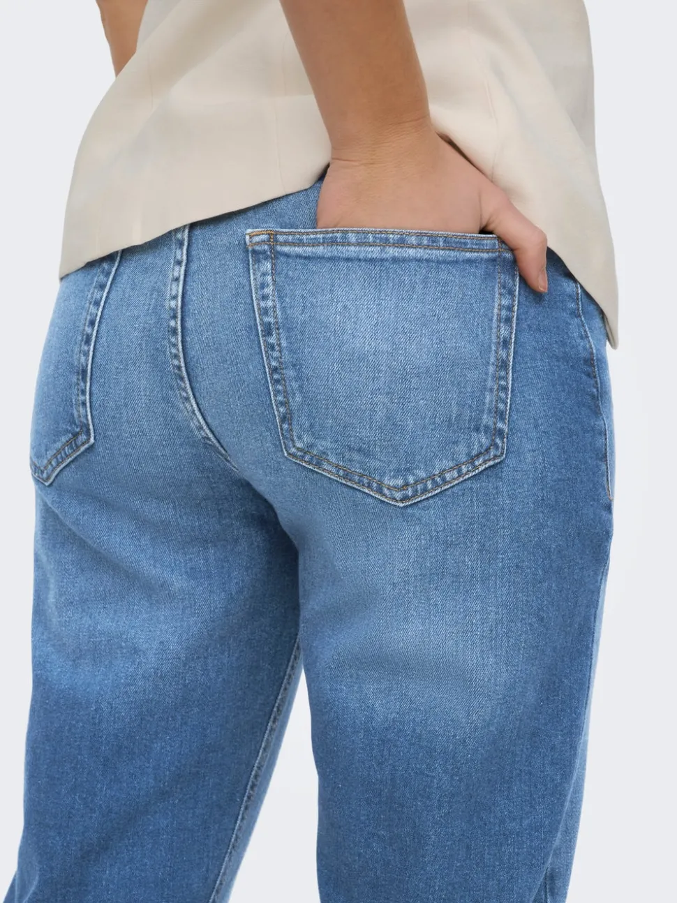ONLVENEDA Taille haute Mom Fit Jeans