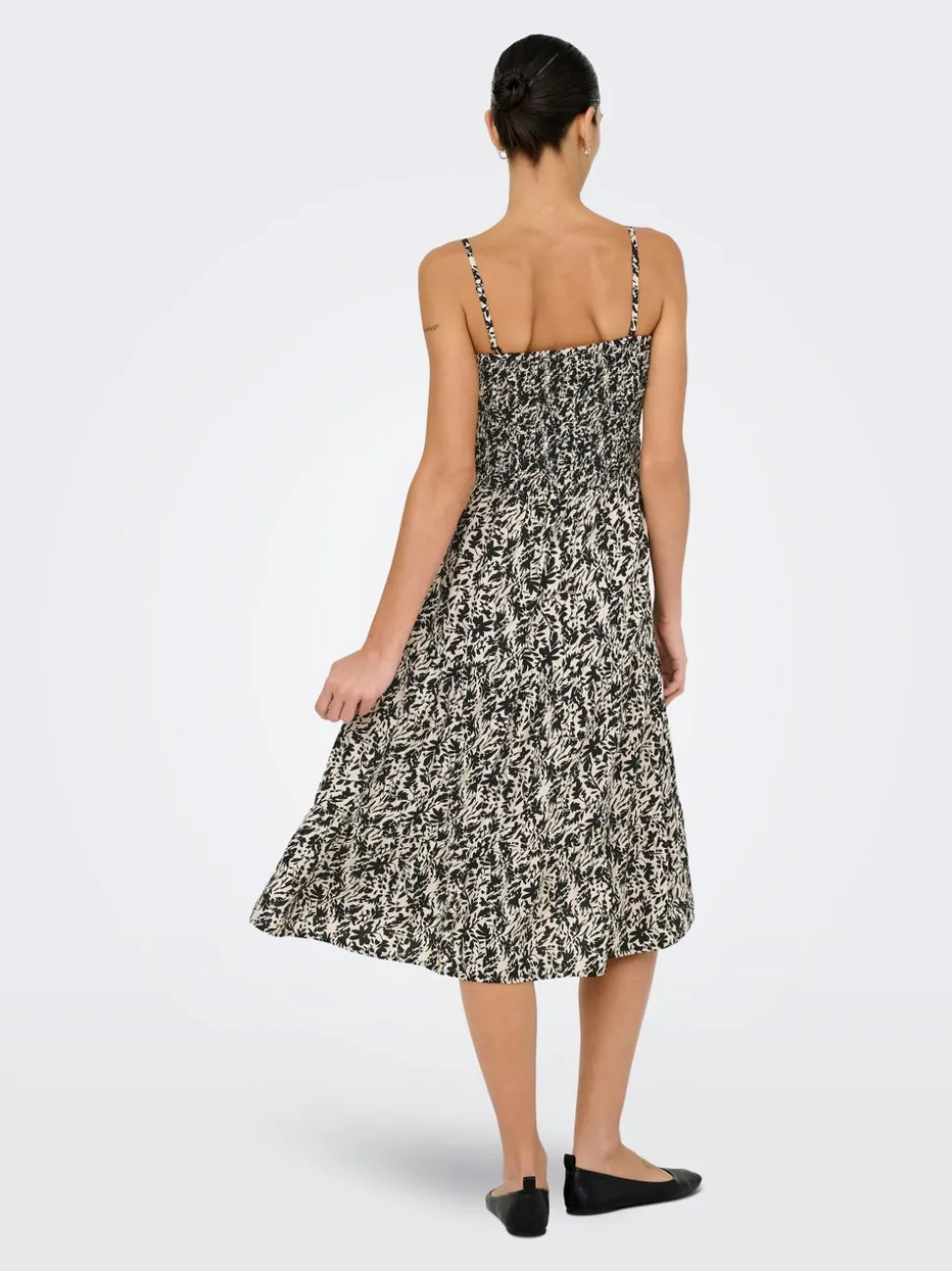 ONLZELINA Robe midi