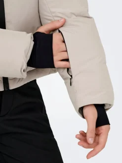 ONPMARIA Veste