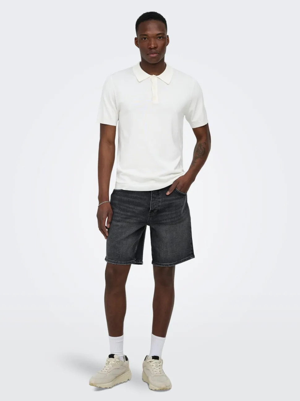ONSEDGE Straight Fit Shorts
