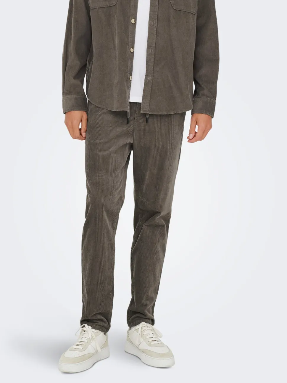 ONSLINUS Pantalon en velours côtelé coupe fuselée
