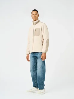 ONSTYRO Veste