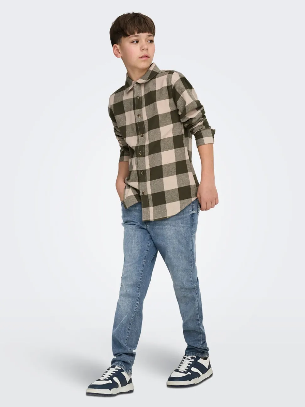 OSJWEFT Slim Fit Jeans