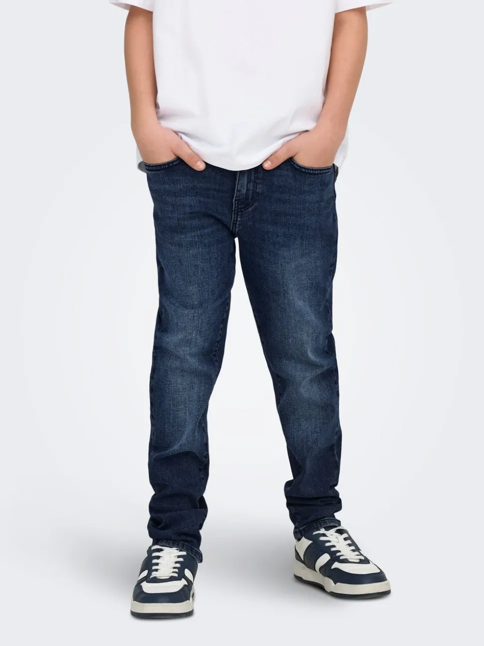 OSJWEFT Slim Fit Jeans